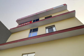 Hotels in Vrindaban Khadar